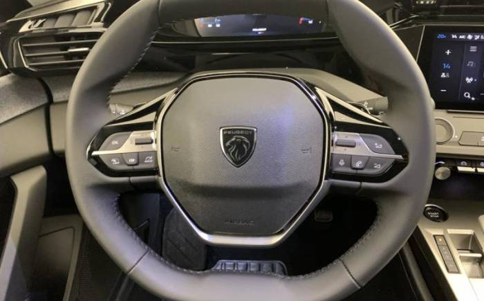 PEUGEOT 308 NOUVELLE BLUEHDI 130CH S S EAT8 ALLURE