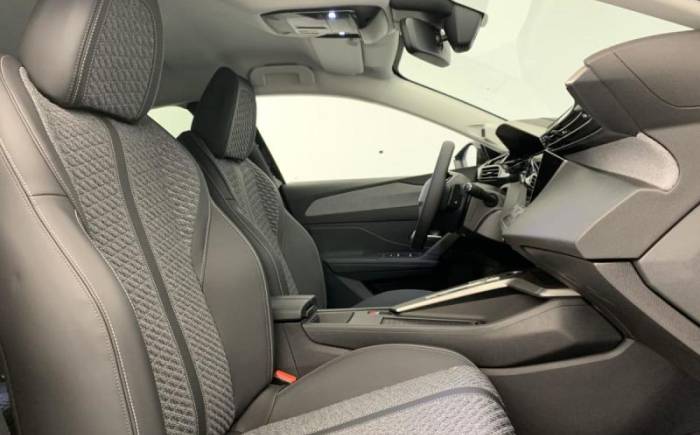 PEUGEOT 308 NOUVELLE BLUEHDI 130CH S S EAT8 ALLURE