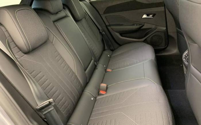 PEUGEOT 308 NOUVELLE HYBRID 145 E-DCS6 GT
