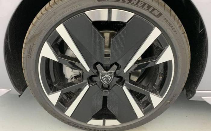 PEUGEOT 308 NOUVELLE HYBRID 145 E-DCS6 GT
