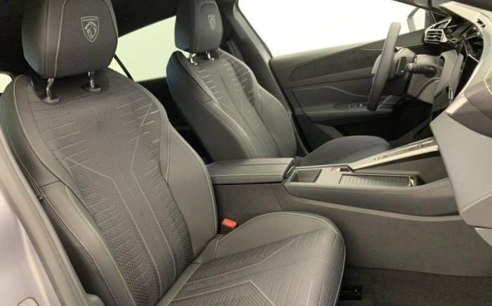 PEUGEOT 308 NOUVELLE HYBRID 145 E-DCS6 GT