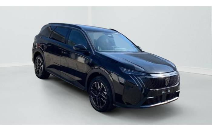 PEUGEOT 5008 HYBRID 145 E-DCS6 GT