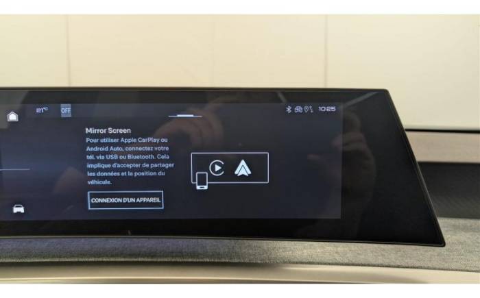 PEUGEOT 3008 HYBRID 145 E-DCS6 ALLURE