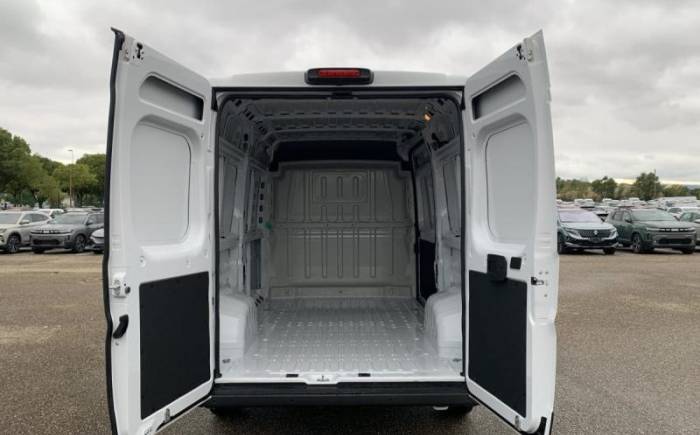 PEUGEOT BOXER FOURGON BOXER FGN DIESEL 140 CH L2H2 3.3 T MANUELLE ACTIVE