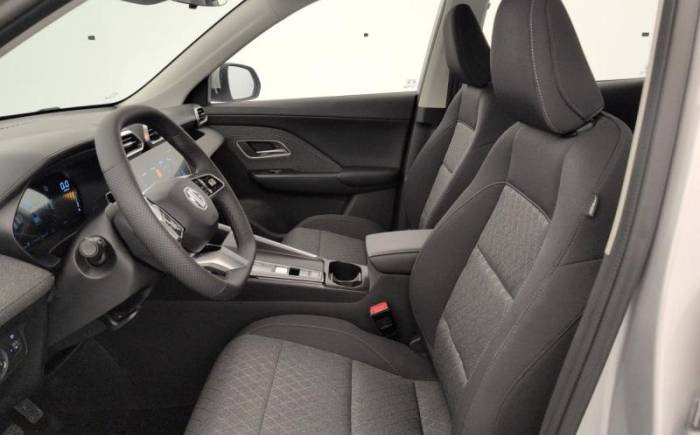 MG ZS 1.5 l hybrid+ 197 ch standard