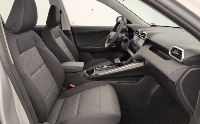 MG ZS 1.5 l hybrid+ 197 ch standard