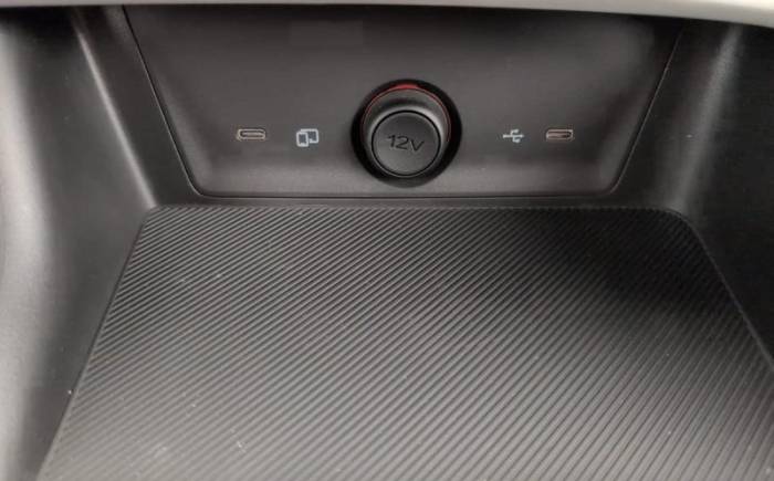 MG ZS 1.5 l hybrid+ 197 ch standard