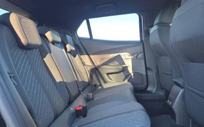 PEUGEOT 2008 HYBRID 145 E-DCS6 ALLURE