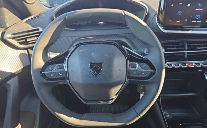PEUGEOT 2008 HYBRID 145 E-DCS6 ALLURE