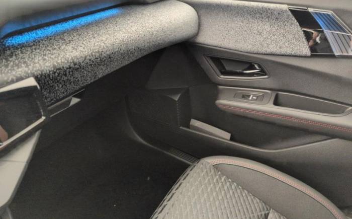 RENAULT Clio 6 E-TECH FULL HYBRID 160 CH TECHNO