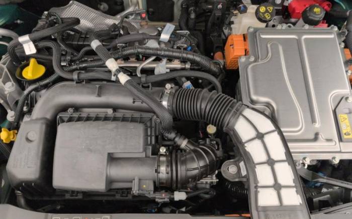 RENAULT Clio 6 E-TECH FULL HYBRID 160 CH TECHNO