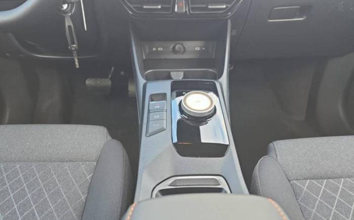 MG MG3 1.5 L HYBRID+ 195 CH STANDARD
