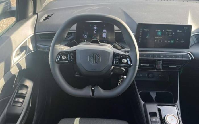 MG MG3 1.5 L HYBRID+ 195 CH STANDARD