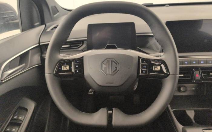 MG MG3 1.5 L HYBRID+ 195 CH STANDARD