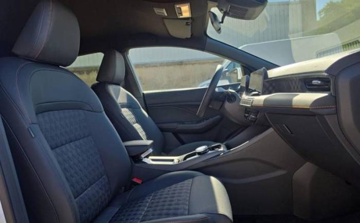 MG MG3 1.5 L HYBRID+ 195 CH LUXURY