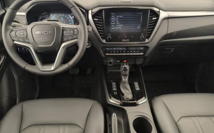 ISUZU D-MAX Crew cabine a t prestige 4 places