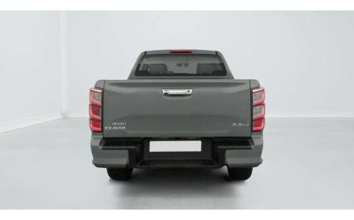 ISUZU D-MAX Crew cabine a t prestige 4 places