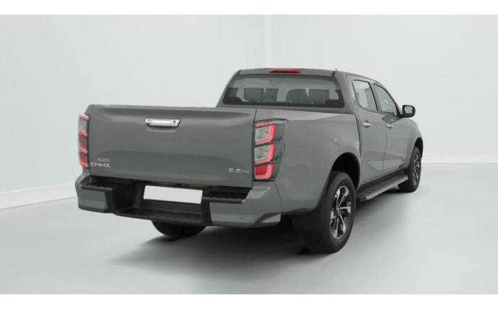 ISUZU D-MAX Crew cabine a t prestige 4 places