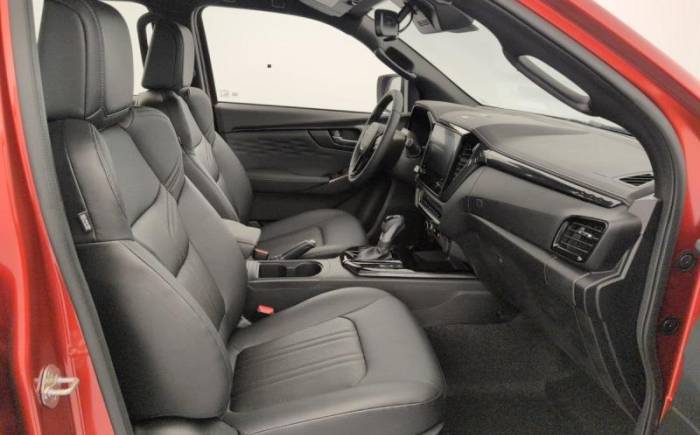 ISUZU D-MAX Crew cabine a t nitro sport 4 places