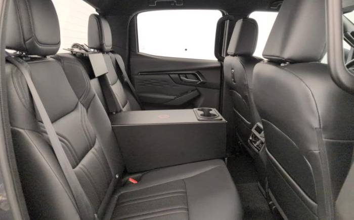 ISUZU D-MAX Crew cabine a t nitro sport 4 places