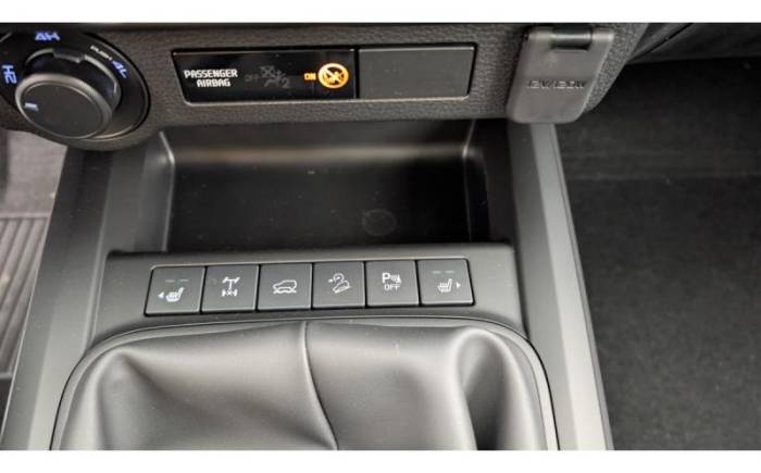 ISUZU D-MAX 2.2L SPACE CABINE M T EVOLUTION