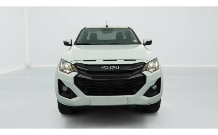 ISUZU D-MAX 2.2L SPACE CABINE M T EVOLUTION