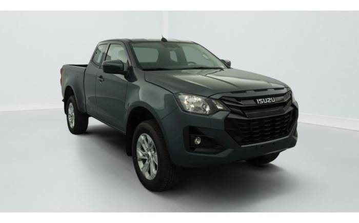 ISUZU D-MAX 2.2L SPACE CABINE M T EVOLUTION