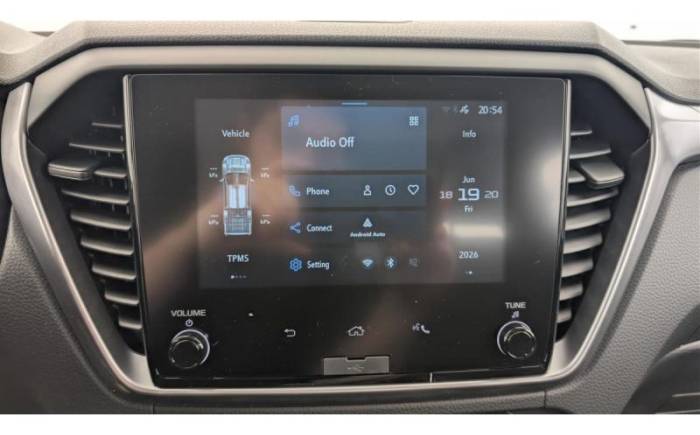 ISUZU D-MAX 2.2L SPACE CABINE M T EVOLUTION