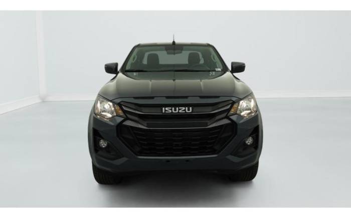ISUZU D-MAX 2.2L SPACE CABINE M T EVOLUTION