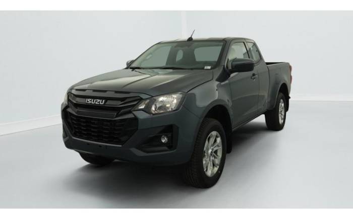 ISUZU D-MAX 2.2L SPACE CABINE M T EVOLUTION