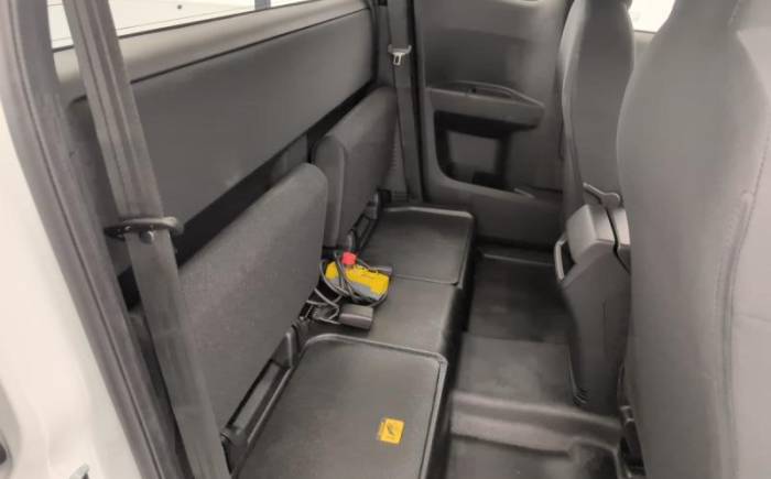 ISUZU D-MAX 2.2L SPACE CABINE M T B-STRONG TO WORK