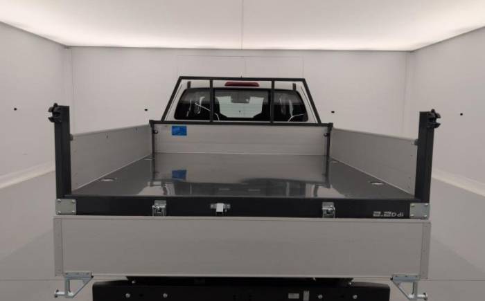 ISUZU D-MAX 2.2L SPACE CABINE M T B-STRONG TO WORK