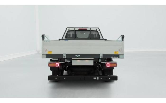 ISUZU D-MAX 2.2L SPACE CABINE M T B-STRONG TO WORK