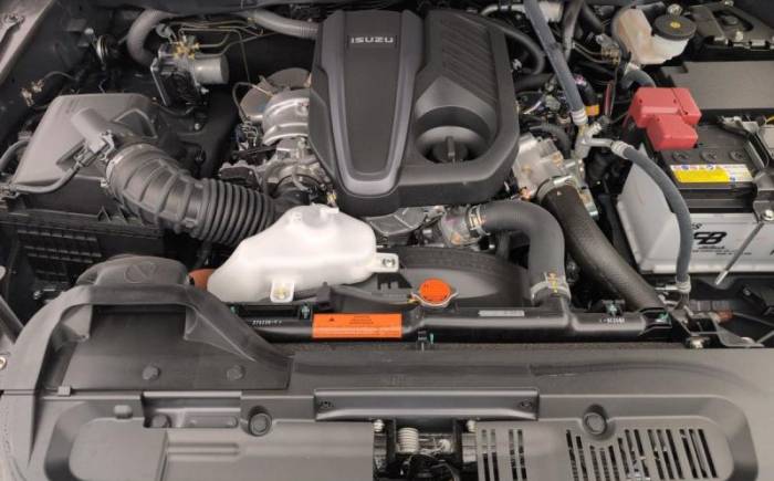 ISUZU D-MAX 2.2L SPACE CABINE A T NITRO SPORT