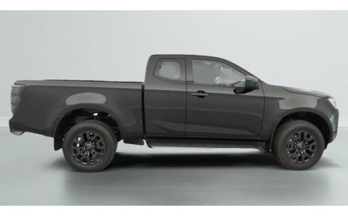 ISUZU D-MAX 2.2L SPACE CABINE A T NITRO SPORT