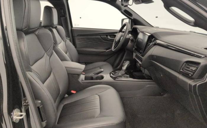 ISUZU D-MAX 2.2L SPACE CABINE A T NITRO SPORT