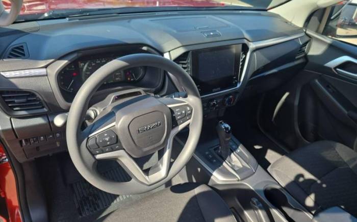 ISUZU D-MAX 2.2l space cabine a t evolution
