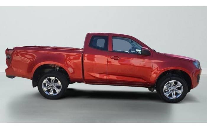 ISUZU D-MAX 2.2l space cabine a t evolution