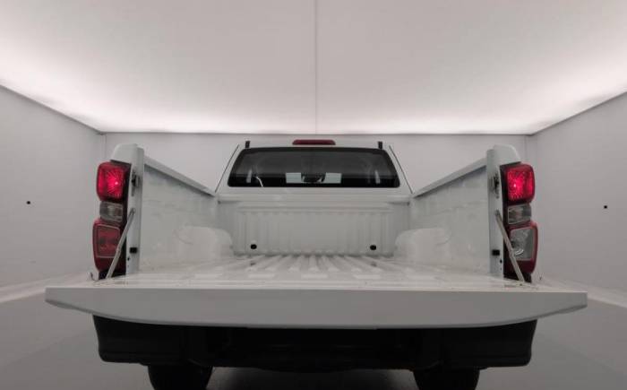 ISUZU D-MAX 2.2L SPACE CABINE A T B-STRONG