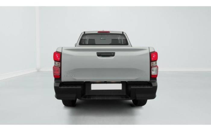 ISUZU D-MAX 2.2L SPACE CABINE A T B-STRONG