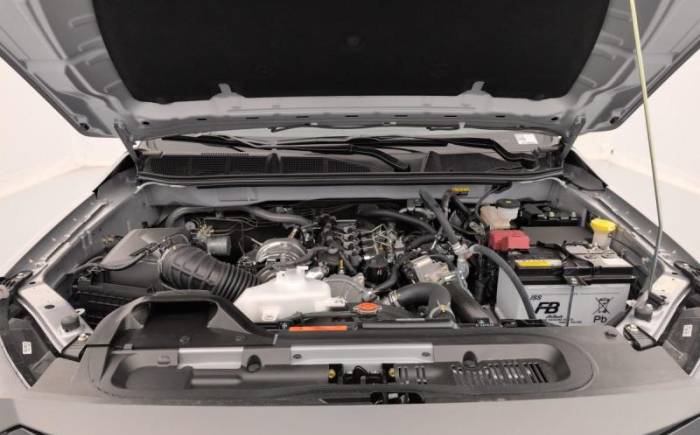 ISUZU D-MAX 2.2L SINGLE CABINE M T B-STRONG
