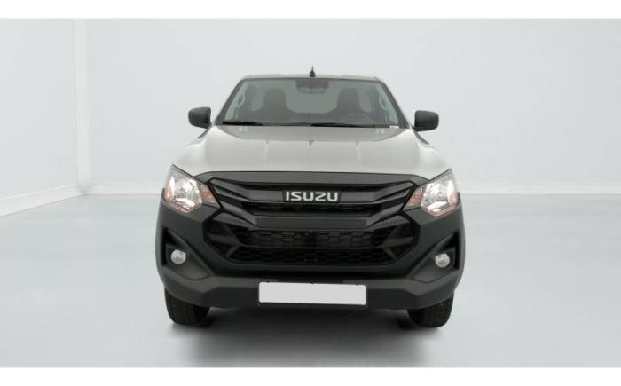 ISUZU D-MAX 2.2L SINGLE CABINE M T B-STRONG