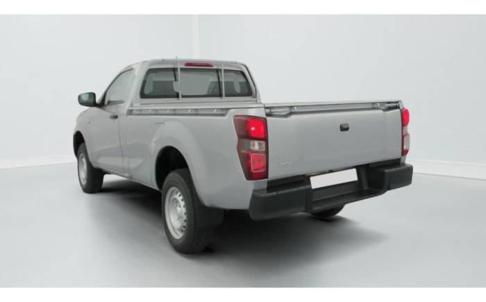 ISUZU D-MAX 2.2L SINGLE CABINE M T B-STRONG