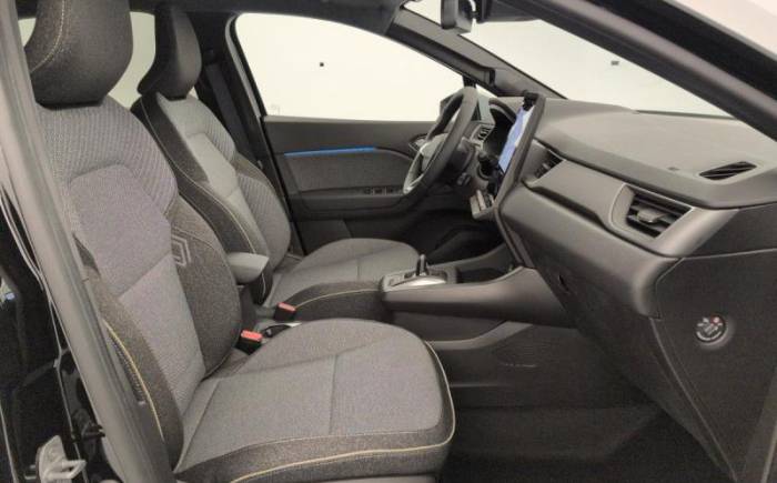 RENAULT CAPTUR E-TECH FULL HYBRID 160 CH TECHNO