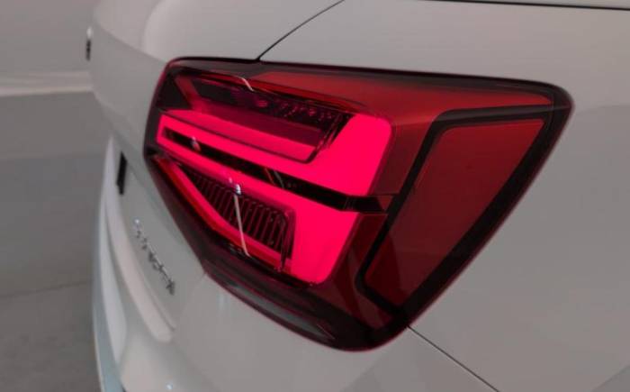 AUDI Q2 35 TFSI 150 S TRONIC 7 S LINE