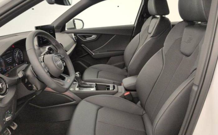 AUDI Q2 35 TFSI 150 S TRONIC 7 S LINE
