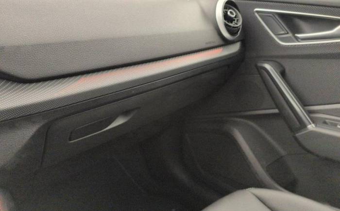 AUDI Q2 35 TFSI 150 S TRONIC 7 S LINE