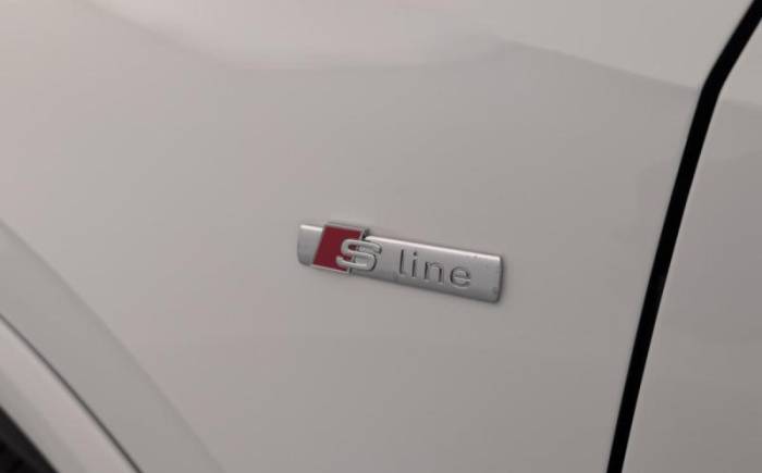 AUDI Q2 35 TFSI 150 S TRONIC 7 S LINE