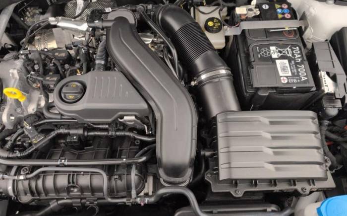 AUDI Q2 35 TFSI 150 S TRONIC 7 S LINE
