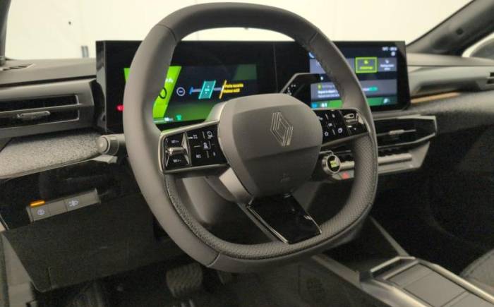 RENAULT Clio 6 E-TECH FULL HYBRID 160 CH TECHNO